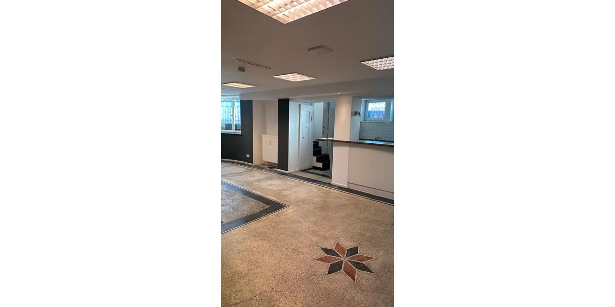 Etagenwohnung Stockelsdorf - 2 Zimmer, 94 m&sup2;, 1.160&euro; | Angebot:24681556