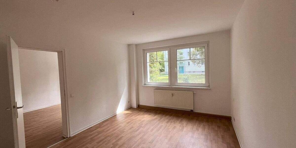 Etagenwohnung Zwickau Eckersbach - 2 Zimmer, 47 m&sup2;, 289&euro; | Angebot:26834796