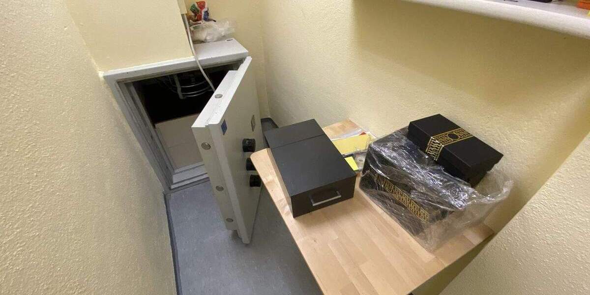 Gewerbeobjekt Kolbermoor - 4 Zimmer, 248 m&sup2;, 3.375&euro; | Angebot:25727375