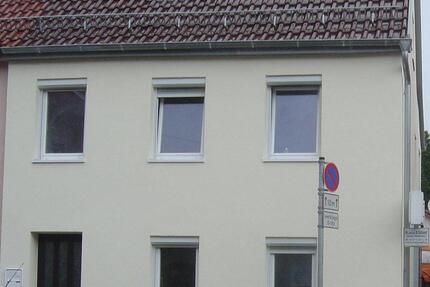 Gepflegte Doppelhaushälfte in zentraler Lage – Nähe Schwabengalerie, ideal für Paare oder Expats 5 zimmer