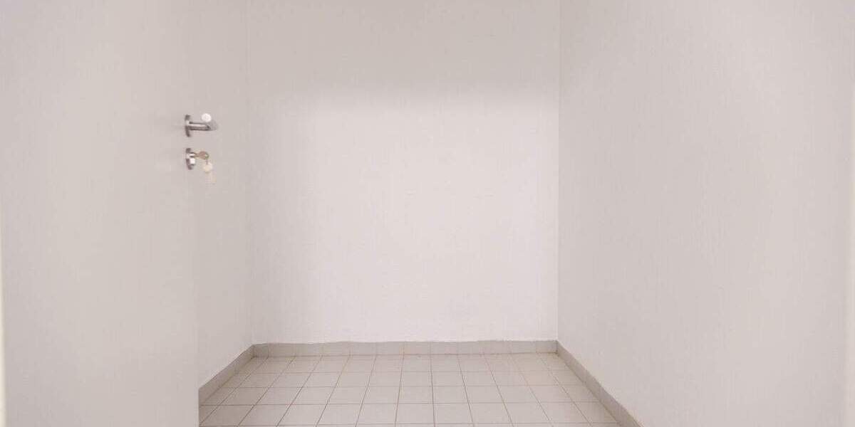 Gewerbeobjekt Torgau - 4 Zimmer, 167 m&sup2;, 1.169&euro; | Angebot:25247110