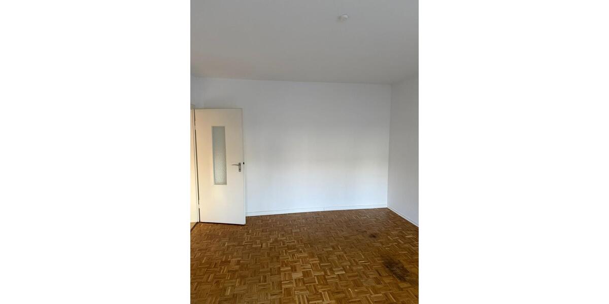 Erdgeschoßwohnung Wilhelmshaven - 4 Zimmer, 73 m&sup2;, 550&euro; | Angebot:25960199
