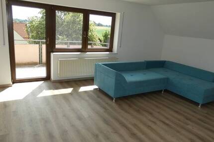 Wildenstein: gepflegte 3-Zimmer-Wohnung in ruhiger Siedlungslage