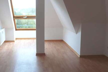 Wohnung Bennewitz Deuben - 3 Zimmer, 67 m&sup2;, 360&euro; | Angebot:26568046