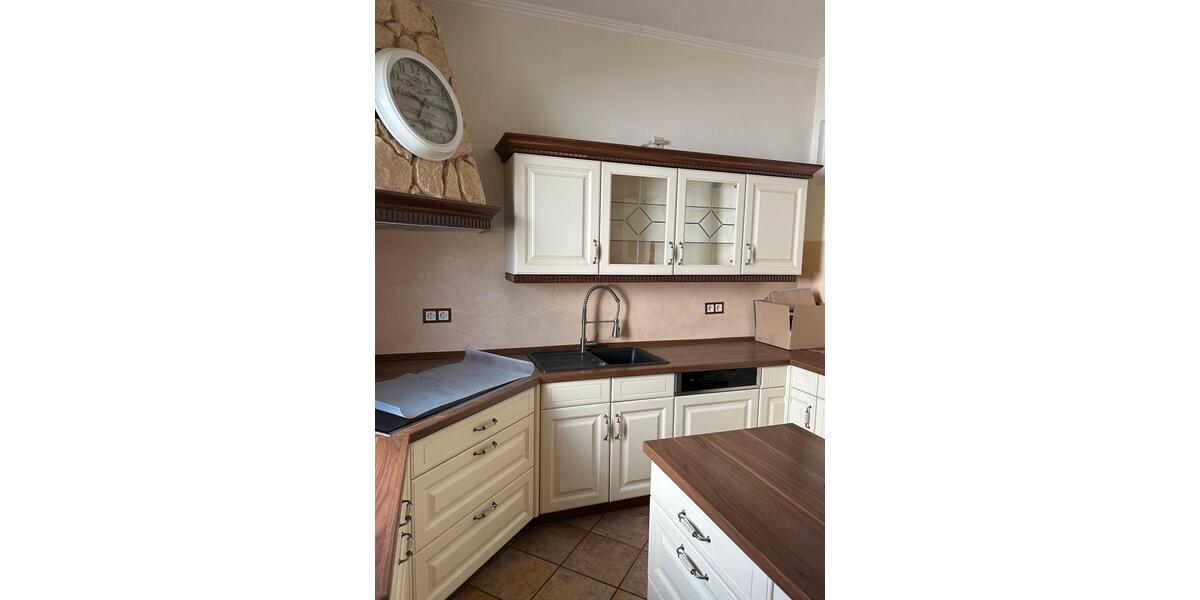 Etagenwohnung Hodenhagen - 8 Zimmer, 136 m&sup2;, 1.400&euro; | Angebot:26550604