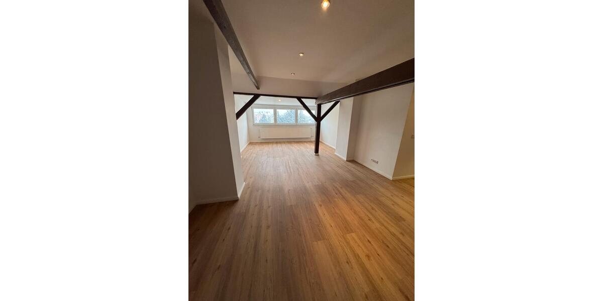 Dachgeschoßwohnung Brandenburg an der Havel - 3 Zimmer, 80 m&sup2;, 960&euro; | Angebot:26101969