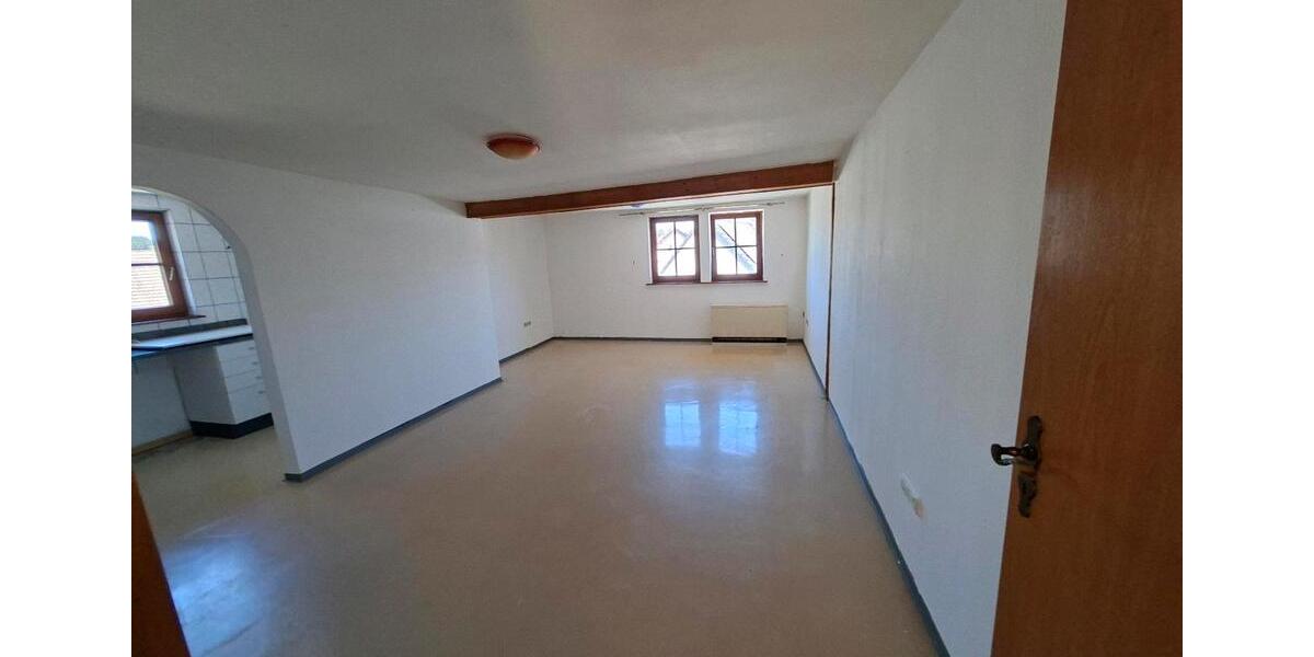 Etagenwohnung Osterburken - 2 Zimmer, 80 m&sup2;, 600&euro; | Angebot:26475874