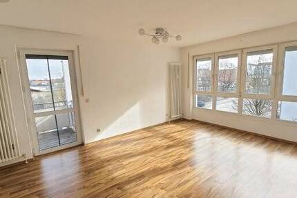 Wohnung Amberg - 2 Zimmer, 55 m&sup2;, 650&euro; | Angebot:26804667