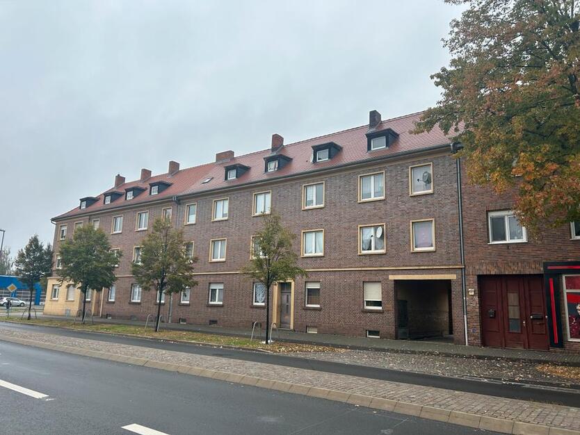 Schöne und sanierte 2 Raum-Wohnung in Bitterfeld