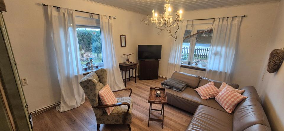 Doppelhaushälfte Wittmund - 4 Zimmer, 95 m&sup2;, 625&euro; | Angebot:25319738