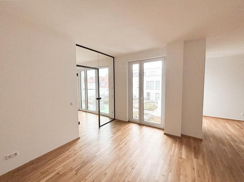 Etagenwohnung Stuttgart Zuffenhausen - 2 Zimmer, 68 m&sup2;, 1.195&euro; | Angebot:24015397