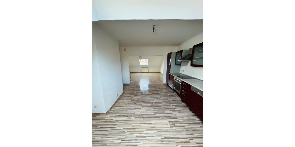 Dachgeschoßwohnung Wadgassen - 2 Zimmer, 70 m&sup2;, 630&euro; | Angebot:26221108