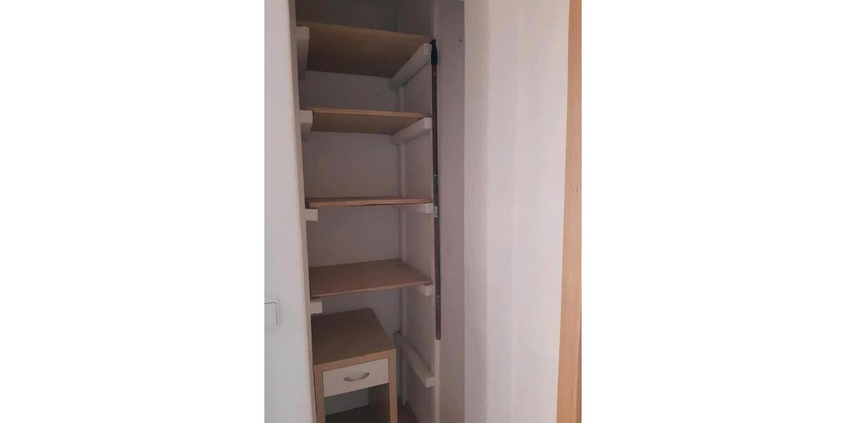 helle Wohnung in ruhiger Lage zu vermieten 2 zimmer