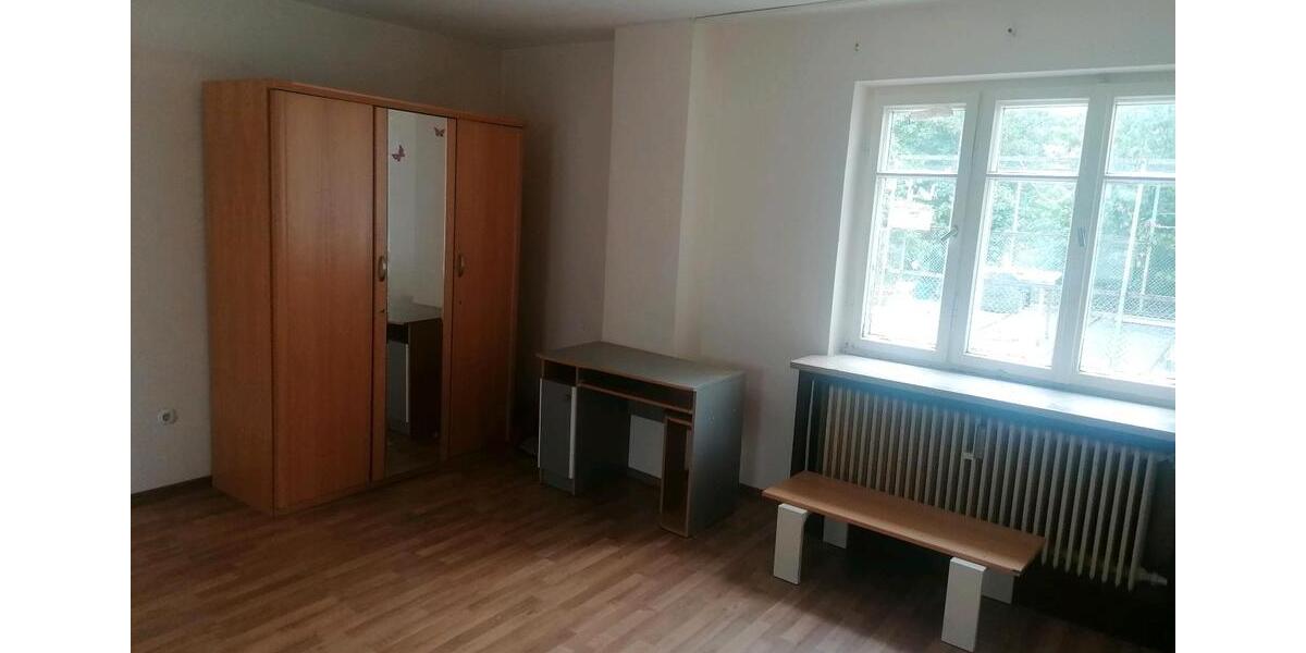 Etagenwohnung Landau an der Isar - 3 Zimmer, 950&euro; | Angebot:21805110