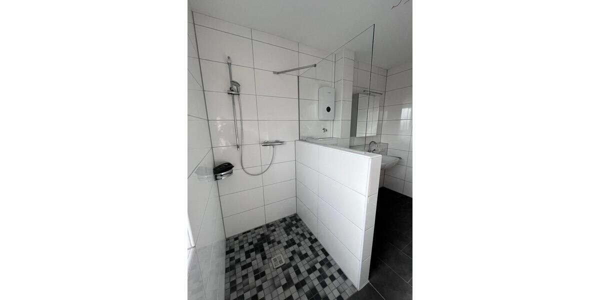 Dachgeschoßwohnung Alsdorf - 2 Zimmer, 79 m&sup2;, 500&euro; | Angebot:25867946