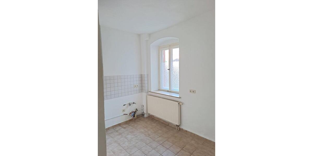 Erdgeschoßwohnung Roßwein - 3 Zimmer, 75 m&sup2;, 340&euro; | Angebot:24624036