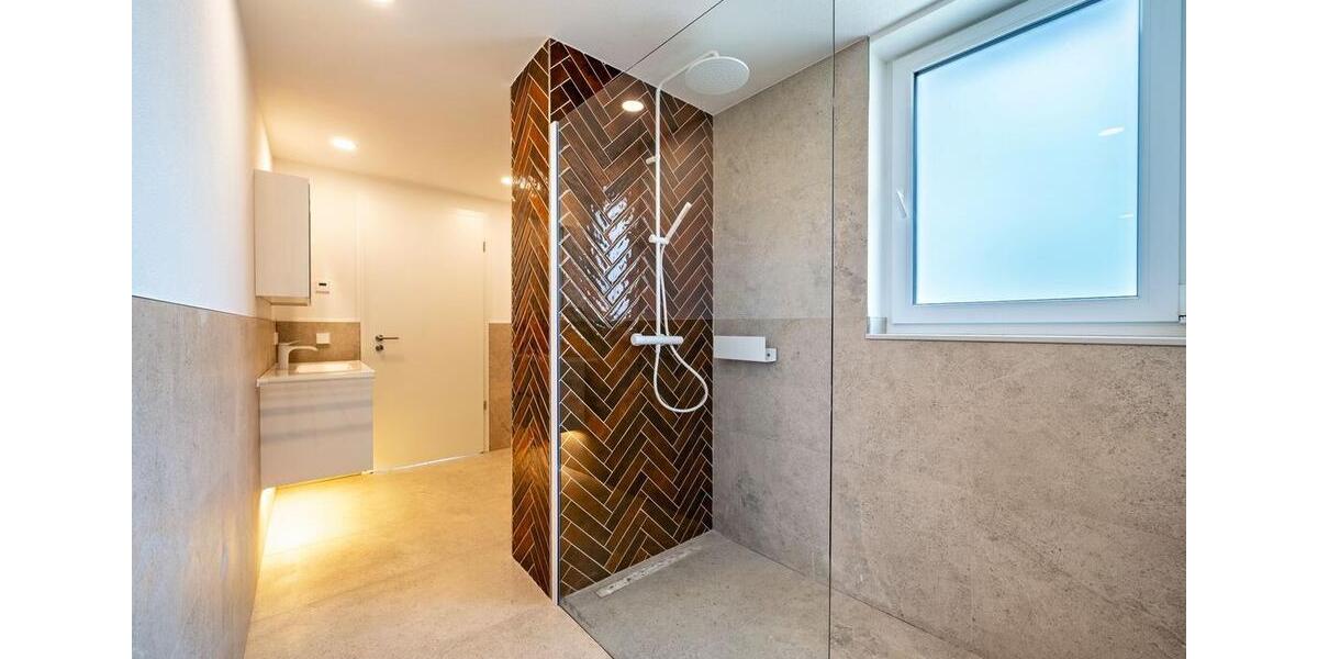 Dachgeschoßwohnung Mosbach - 2 Zimmer, 94 m&sup2;, 1.600&euro; | Angebot:26623096