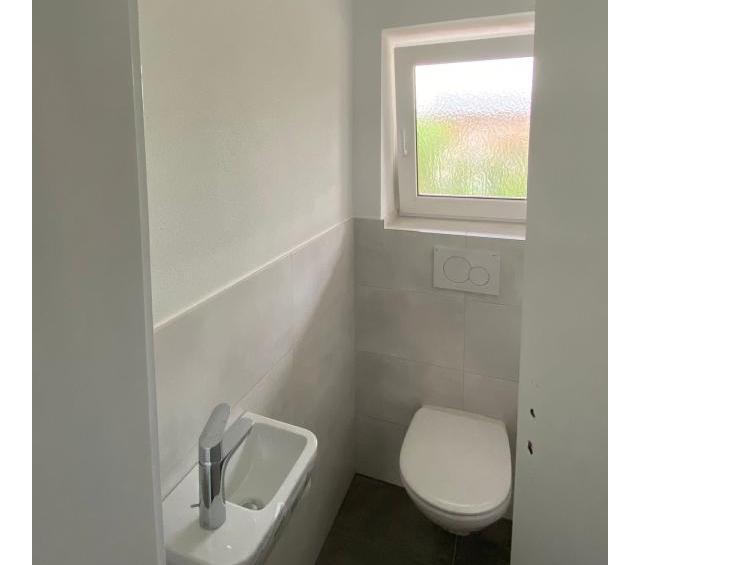 Einfamilienhaus Hemau - 8 Zimmer, 175 m&sup2;, 1.350&euro; | Angebot:26481717