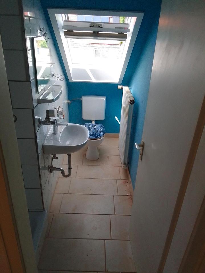 WG-Zimmer – Tiefenbachstraße 53, 70329 Stuttgart (Rohracker) zimmer