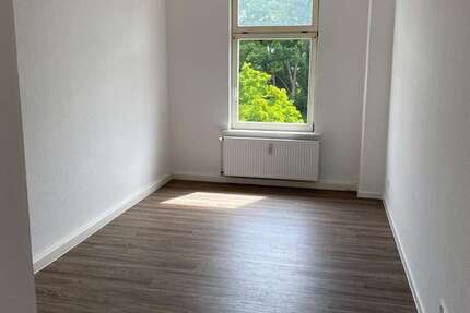 Wohnung Einbeck - 5 Zimmer, 107 m&sup2;, 850&euro; | Angebot:26808125