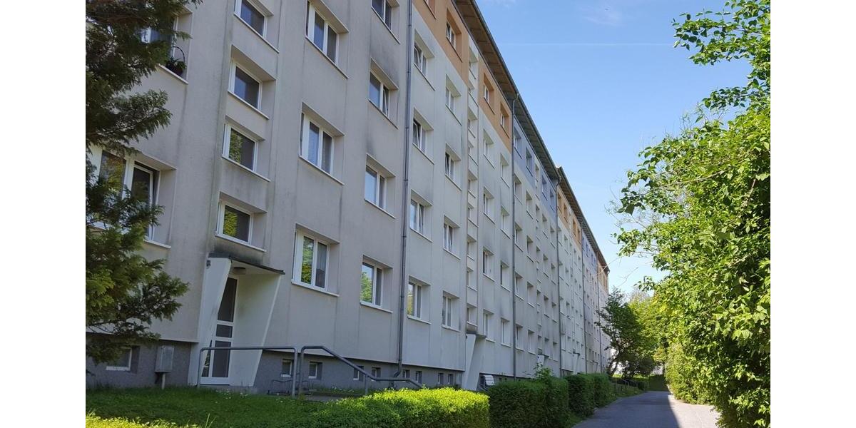 Etagenwohnung Löbau - 4 Zimmer, 70 m&sup2;, 398&euro; | Angebot:23298246