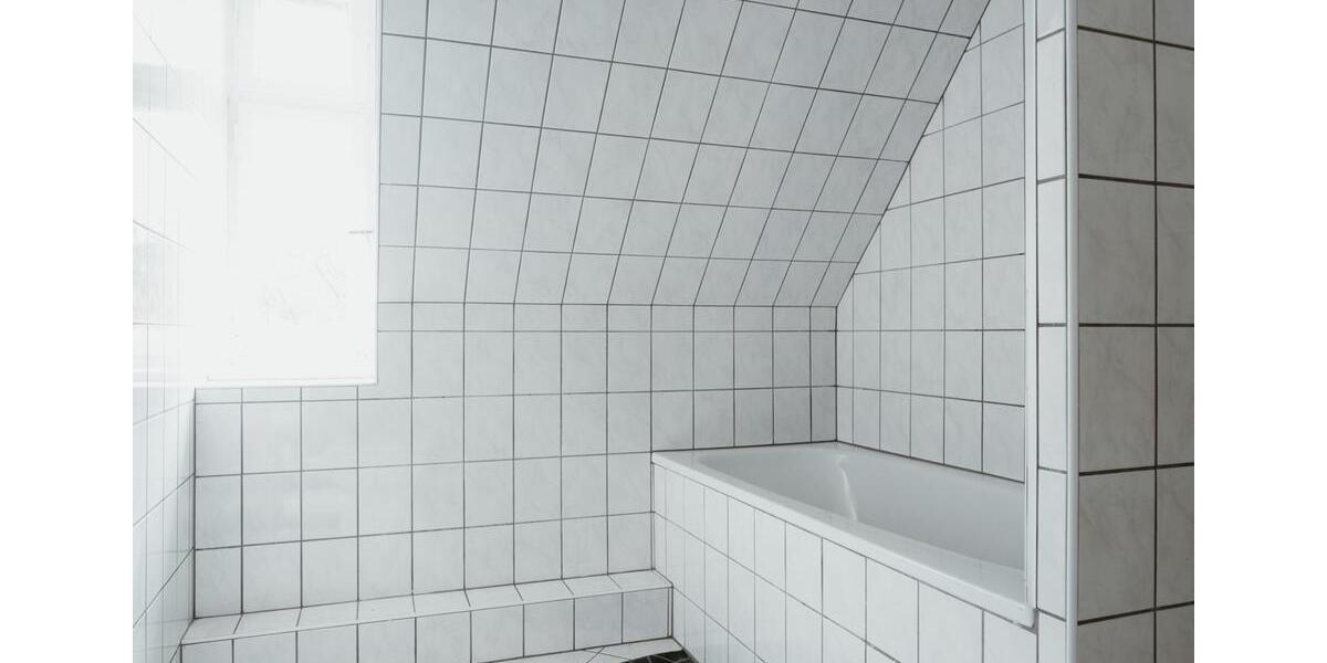 Etagenwohnung Werdohl - 4 Zimmer, 97 m&sup2;, 690&euro; | Angebot:24510681