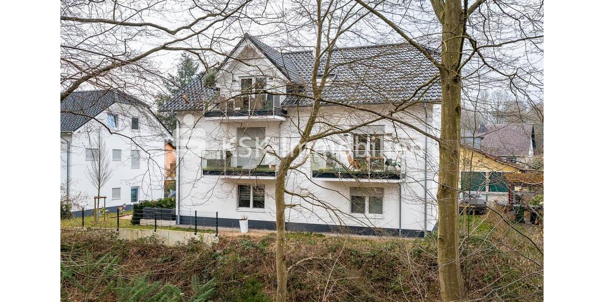 Erdgeschoßwohnung Bad Honnef - 4 Zimmer, 121 m&sup2;, 1.550&euro; | Angebot:24514752