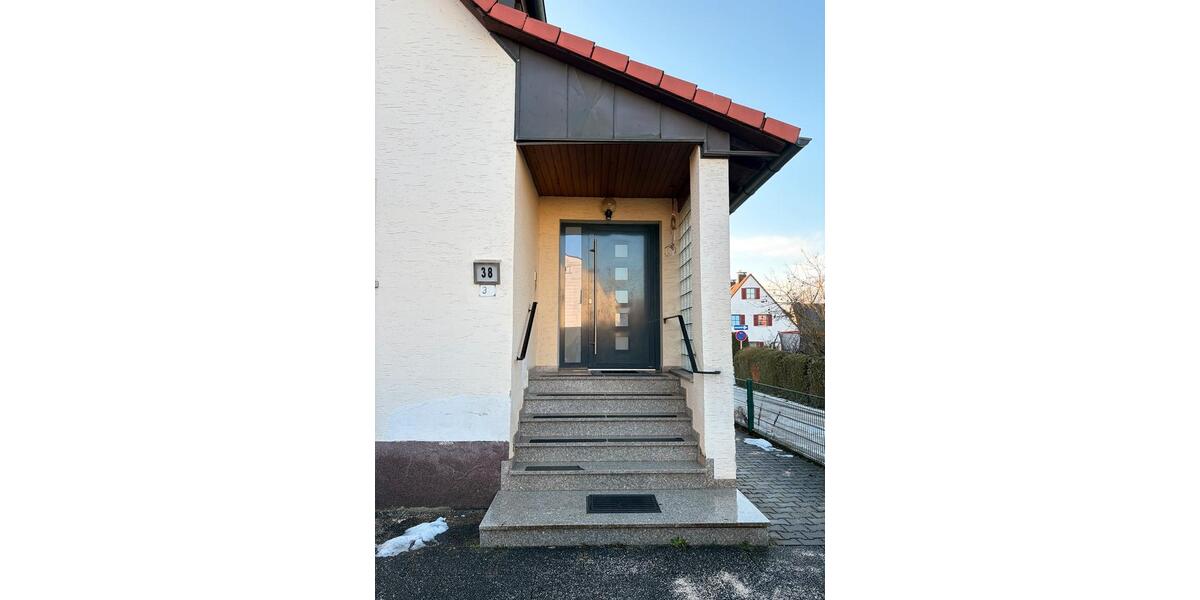 Etagenwohnung Gräfenberg - 3 Zimmer, 79 m&sup2;, 1.150&euro; | Angebot:24679899