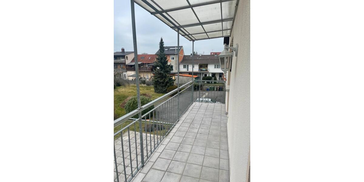 Etagenwohnung Hemsbach - 3 Zimmer, 80 m&sup2;, 1.200&euro; | Angebot:25162244