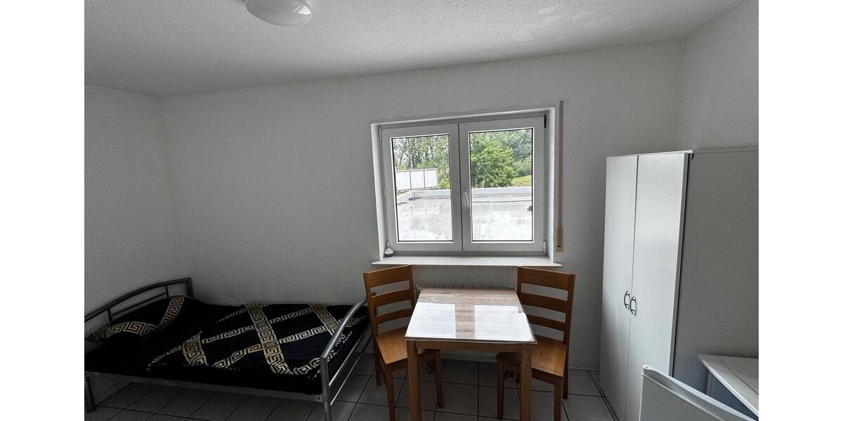 Wohnen auf Zeit Neuhofen - 13 Zimmer, 300 m&sup2;, 19&euro; | Angebot:25931186