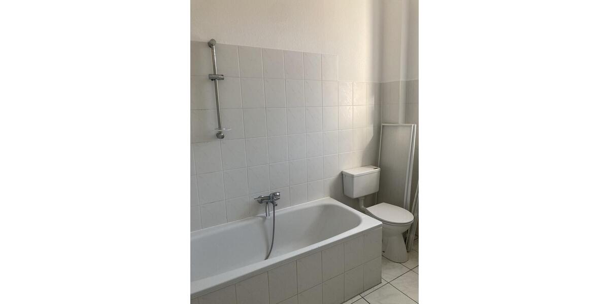 Etagenwohnung Salzwedel - 4 Zimmer, 105 m&sup2;, 578&euro; | Angebot:26421676