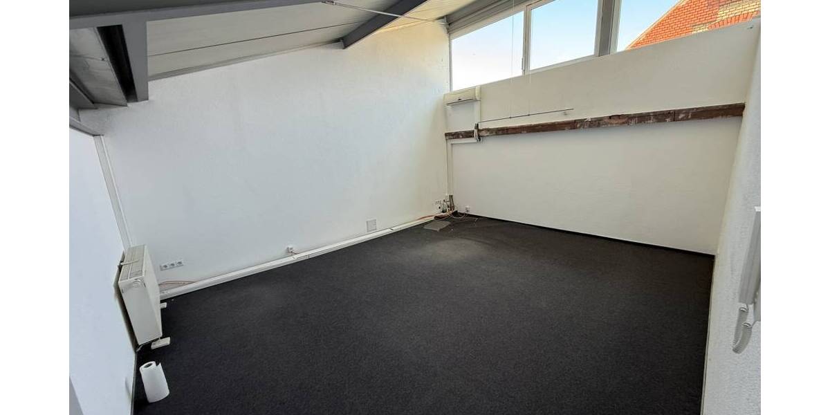 Gewerbeobjekt Mannheim Neuostheim - 8 Zimmer, 239 m&sup2;, 2.390&euro; | Angebot:26290579