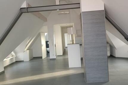 Wohnung Rheinzabern - 2 Zimmer, 93 m&sup2;, 1.050&euro; | Angebot:24744183