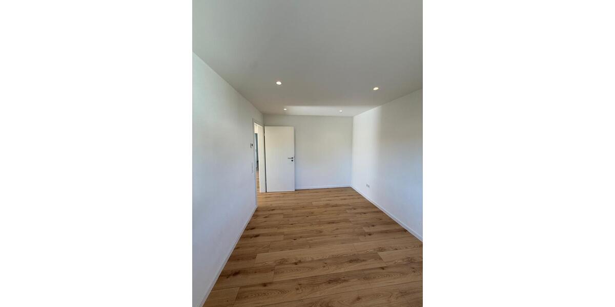 Etagenwohnung Wutöschingen - 4 Zimmer, 100 m&sup2;, 1.190&euro; | Angebot:25636807