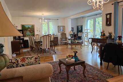 Wohnung zum Mieten in Hanau 1.580 € 127 m² 4 zimmer