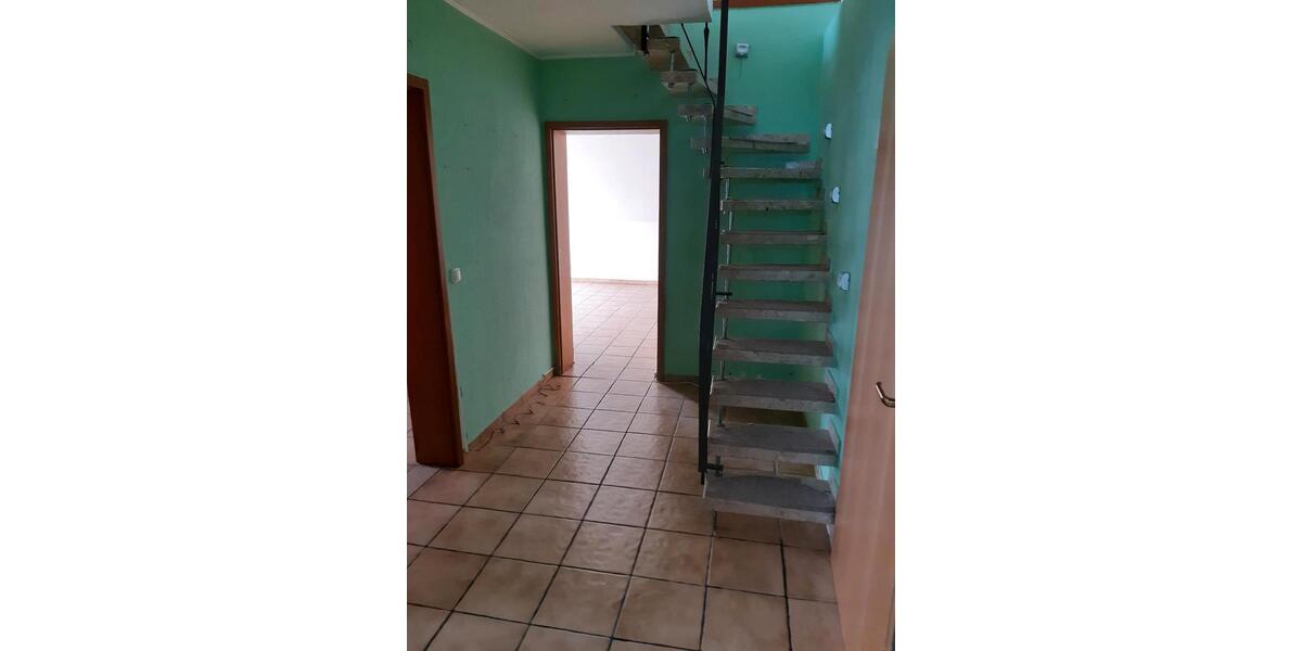 Dachgeschoßwohnung Medebach - 2 Zimmer, 79 m&sup2;, 515&euro; | Angebot:24630639