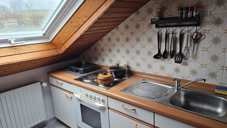 Dachgeschoßwohnung Gersfeld (Rhön) - 2 Zimmer, 50 m&sup2;, 450&euro; | Angebot:26335169