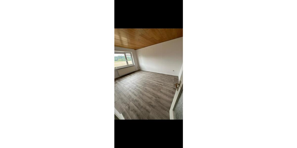 Wohnung in einem Haus 4 zimmer