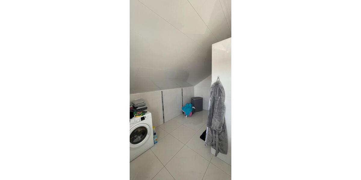 Dachgeschoßwohnung Achern - 2 Zimmer, 82 m&sup2;, 850&euro; | Angebot:26069494