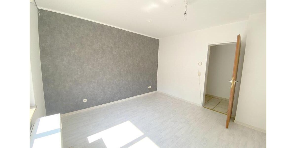 Etagenwohnung Trier Kürenz - 3 Zimmer, 73 m&sup2;, 1.040&euro; | Angebot:26006133