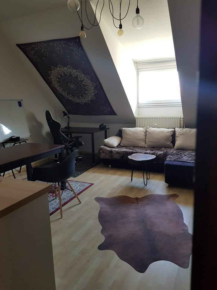 Untermiete: Gemütlich-möblierte 2-Zimmer Wohnung