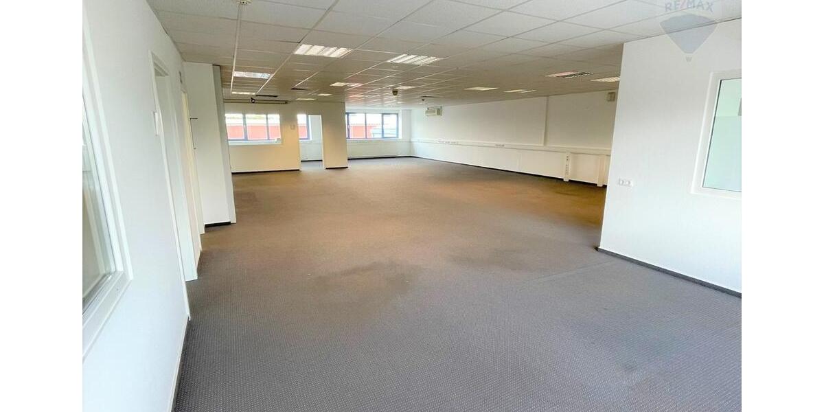 Gewerbeobjekt Saarwellingen - 1.800&euro; | Angebot:22990080