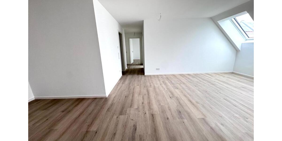 Dachgeschoßwohnung Bamberg Bamberg-Ost - 3 Zimmer, 79 m&sup2;, 1.110&euro; | Angebot:24848479