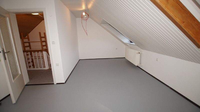 Gepflegtes Reihenmittelhaus mit moderner Einbauküche 5 zimmer