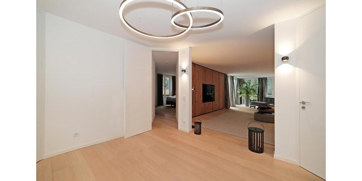 Etagenwohnung München Schwabing-Freimann - 4 Zimmer, 145 m&sup2;, 4.200&euro; | Angebot:23663467