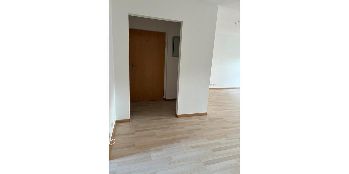 Erdgeschoßwohnung Grenzach-Wyhlen Wyhlen - 3 Zimmer, 85 m&sup2;, 1.200&euro; | Angebot:24774365