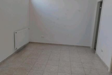 Sehr schöne 2,5 Zimmer EG-Wohnung