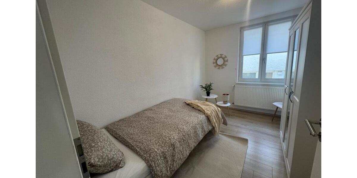 Wohnen auf Zeit Fellbach Oeffingen - 4 Zimmer, 82 m&sup2;, 2.450&euro; | Angebot:25368200