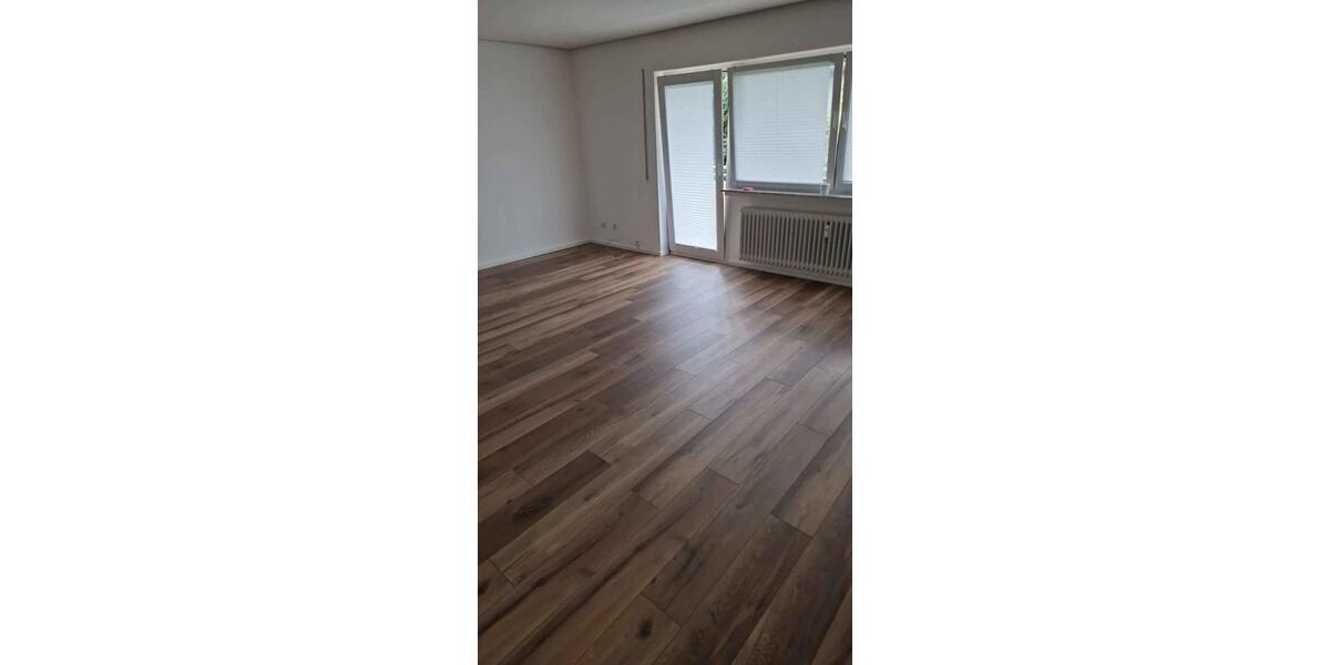 Moderne 2-Zimmer-EG-Wohnung mit Balkon, Einbauküche & Stellplatz 2 zimmer