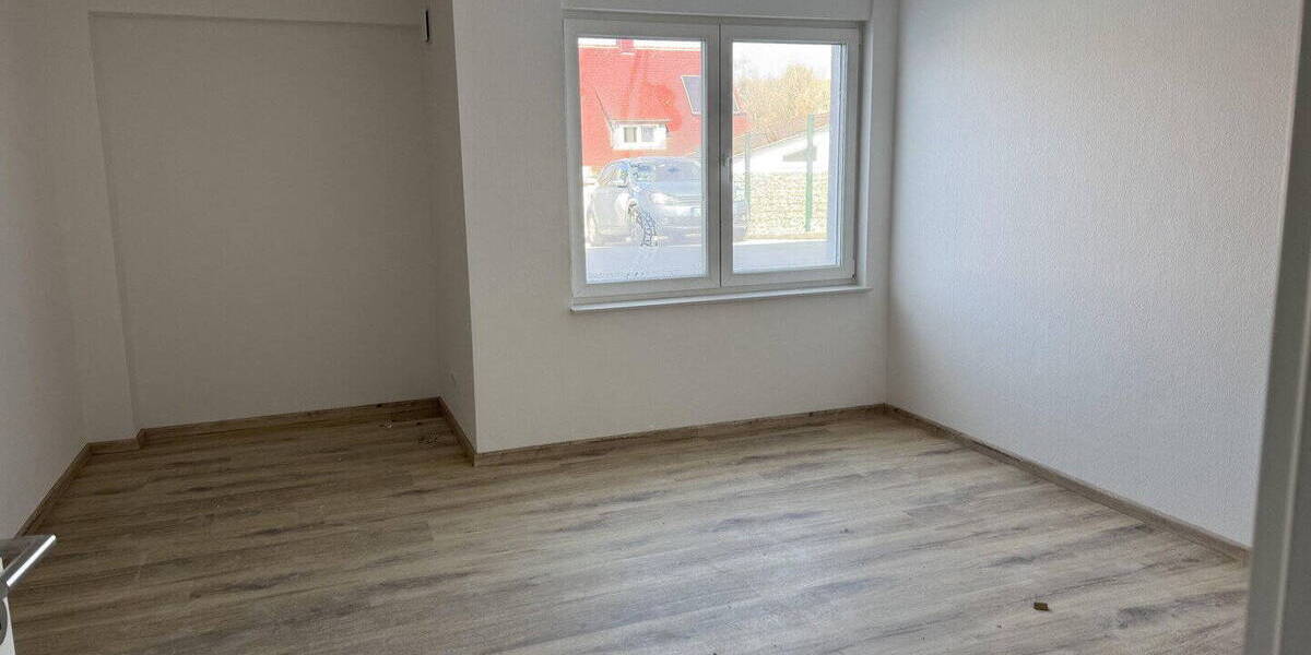 Etagenwohnung Crailsheim - 3 Zimmer, 102 m&sup2;, 1.260&euro; | Angebot:26203888